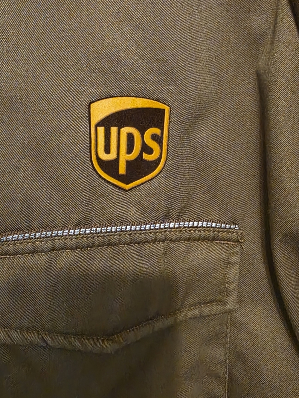 UPS ¼ Zip Pullover Jacket - Picture 3 of 4
